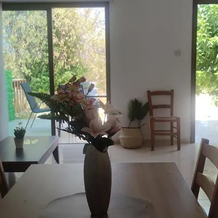 Oasis Nature Apartment Polis